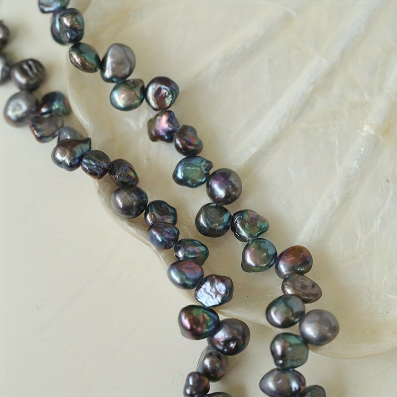 Chic Grey Petal Pearl Necklace - Ideal for Everyday Wear and Special Occasions - Simply Stylish, Effortless