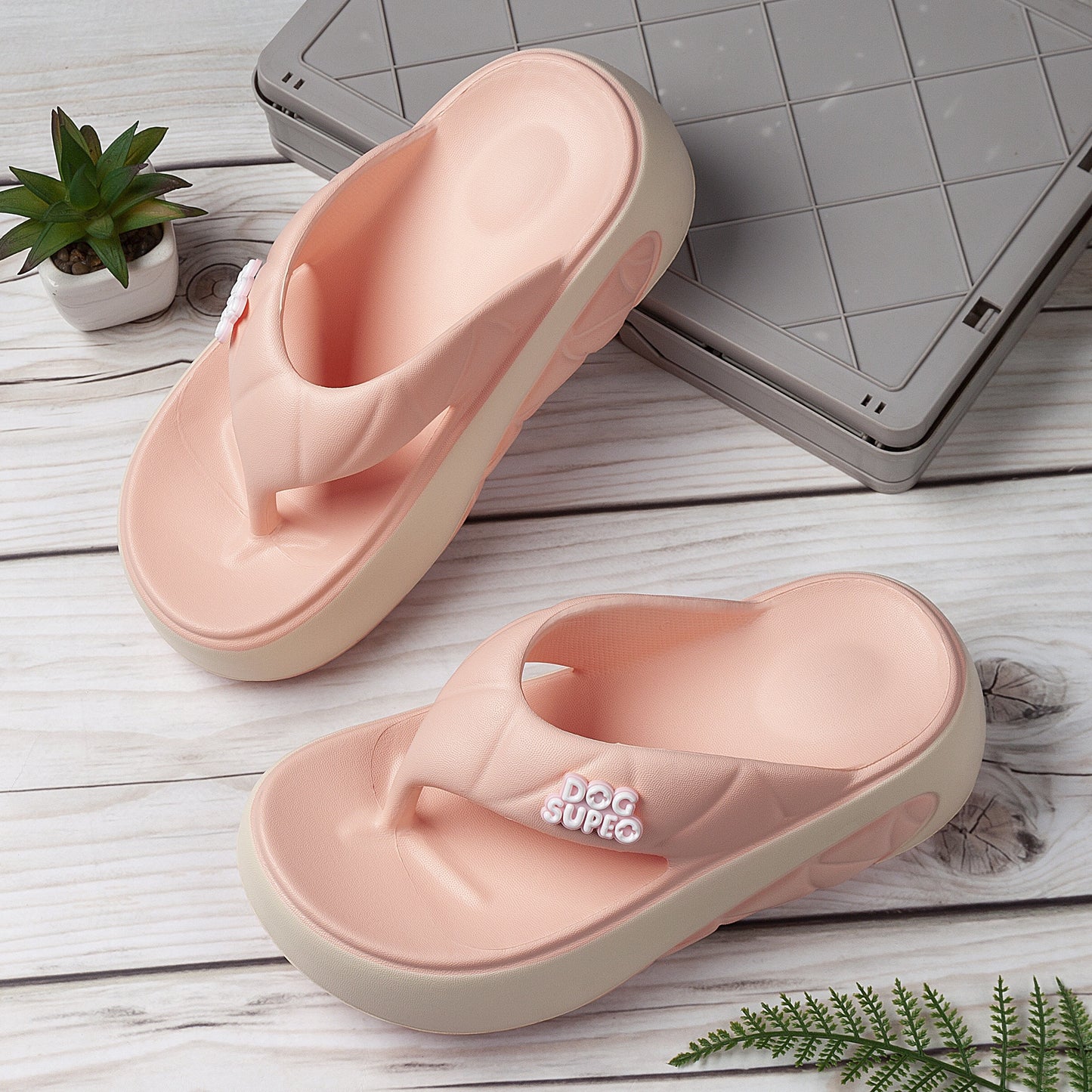 Summer stripe women's platform flip-flops, made of EVA material with slip-on style and thick sole for outdoor use. Hand-washable and cute for summer.