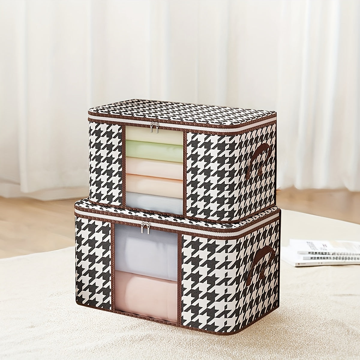 The Houndstooth Pattern Clothes Storage Bag with Transparent Window is a versatile and stylish option for organizing your wardrobe. Made of non-woven material, this quilt clothes organizer bag is dustproof and foldable for easy storage. It makes a