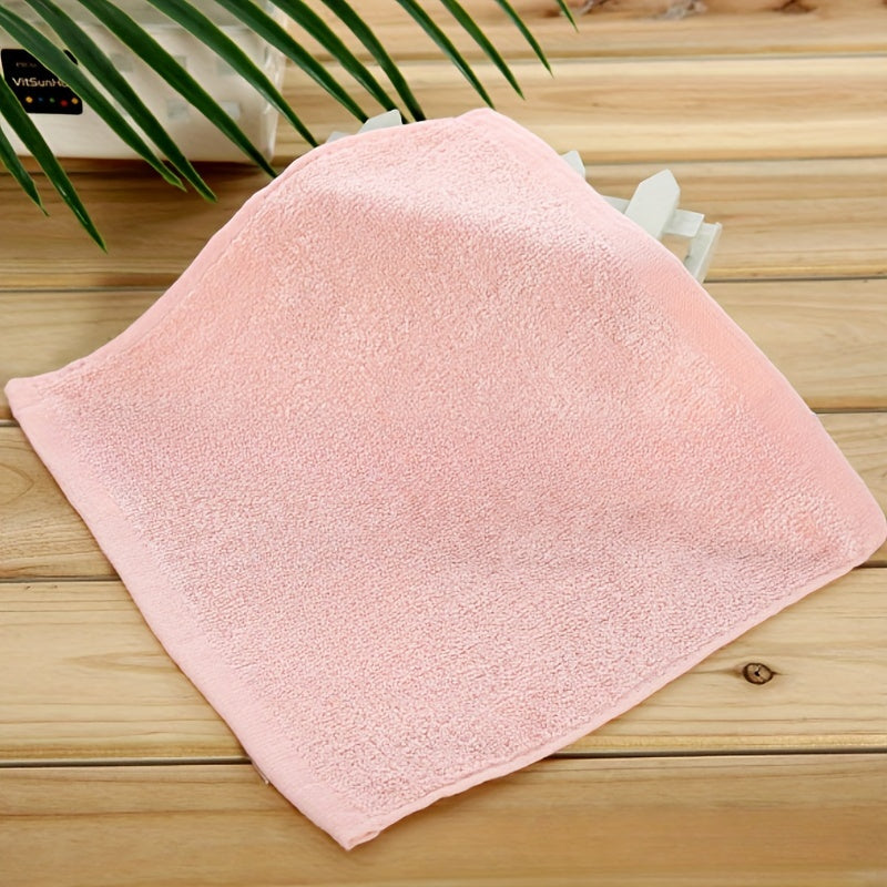 Bulk pack of 8/16 super soft and absorbent bamboo washcloths for face and cleaning, in contemporary style for home and bathroom use.