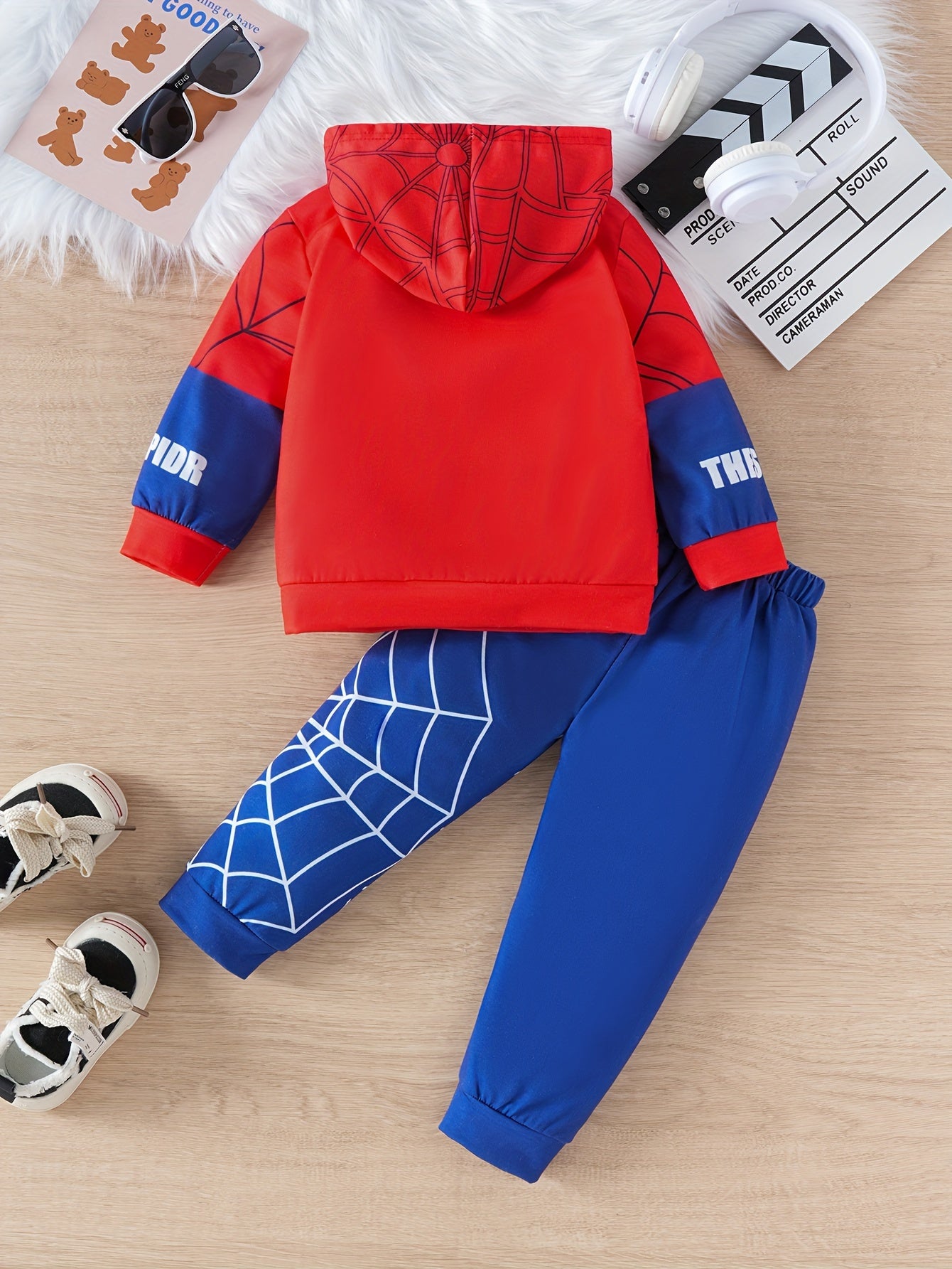 Boy's Spider Print Hooded Sweatshirt and Pants Set - Casual Polyester, Suitable for Daily and Outdoor Wear in Spring, Summer, and Fall.