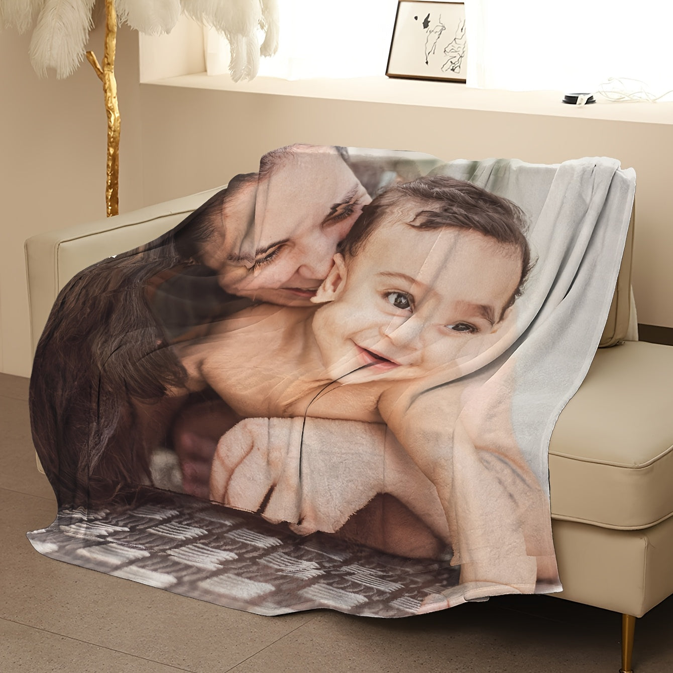 The perfect gift for all seasons! This custom personalized photo throw blanket is made from soft, warm flannel fleece with a digital print design and knitted craftsmanship. The polyester material has a fabric weight of 200-250g, making it both