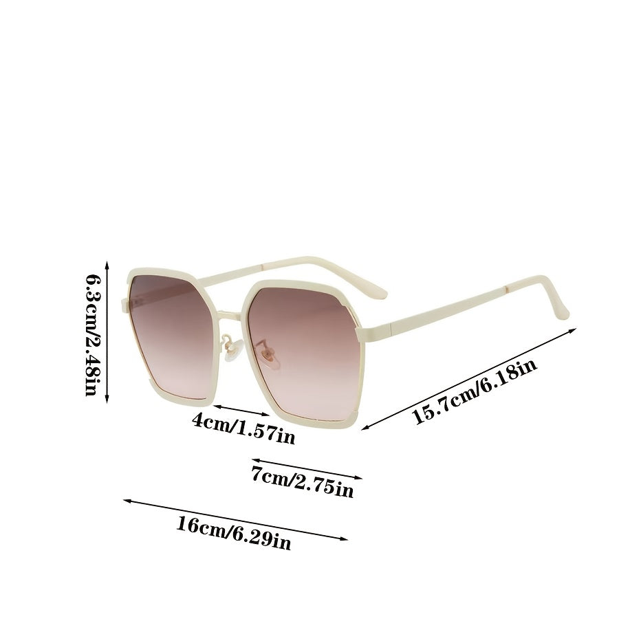 Stylish oversized square fashion glasses for women with retro style and gradient lens, ideal for driving and beach outings.