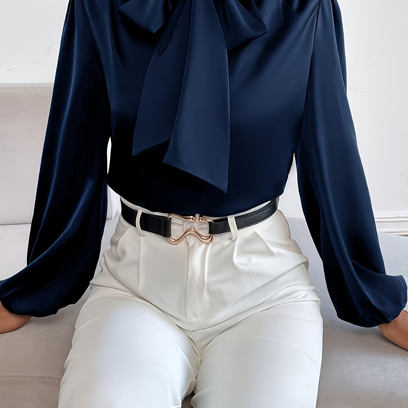 Solid color tie-neck blouse, women's clothing for spring and fall.