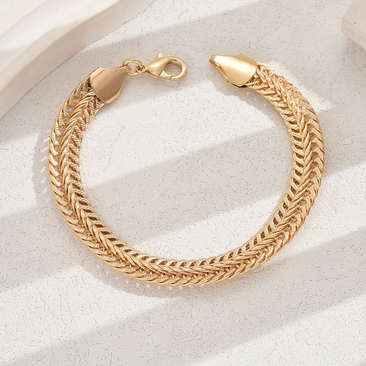 Elegant Vintage Cuban Link Bracelet: Made from 18K Gold Plated Iron, Perfect for Everyday or Special Occasions