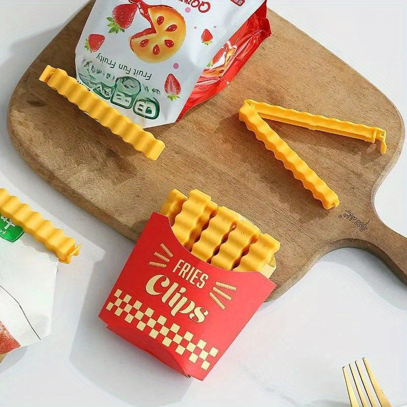 Keep your snacks, bread, and more fresh and sealed with these cute French fry-shaped bag clips! This set includes 12 pieces of durable plastic clips that are moisture-proof and perfect for keeping your snacks fresh. Perfect for any kitchen, these