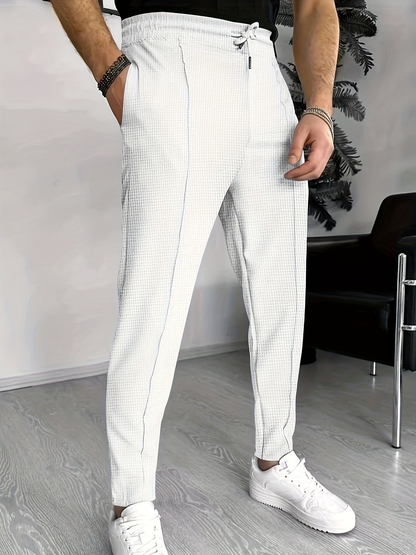 Men's drawstring sweatpants for spring and autumn running.