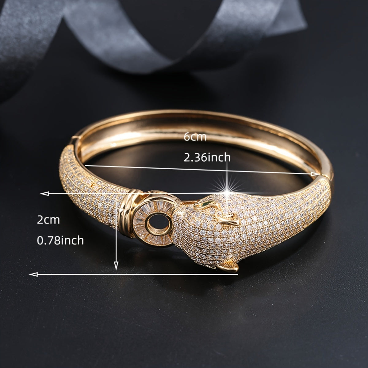 An elegant bracelet featuring a striking leopard head design, adorned with synthetic zirconia stones, making it a distinctive and opulent accessory for women to elevate their look at weddings and formal events.