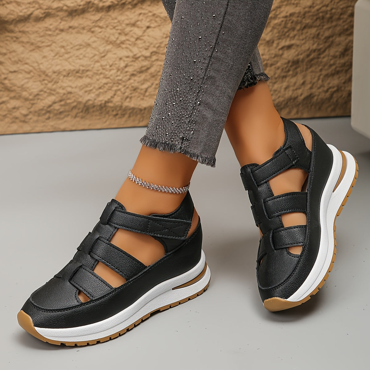 Women's fashion sandals with solid color, round toe, platform heel, hook-and-loop fastener, man-made upper and lining, rubber sole, EVA insole.