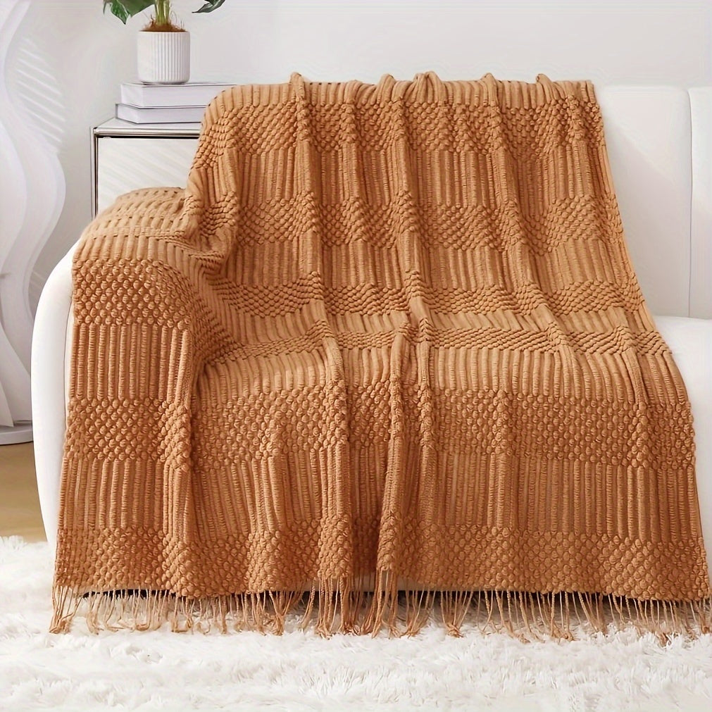 Textured throw blanket made with soft, solid knitted fabric, perfect for decorating your sofa or couch. Measures 127.0cm x 152.4cm.