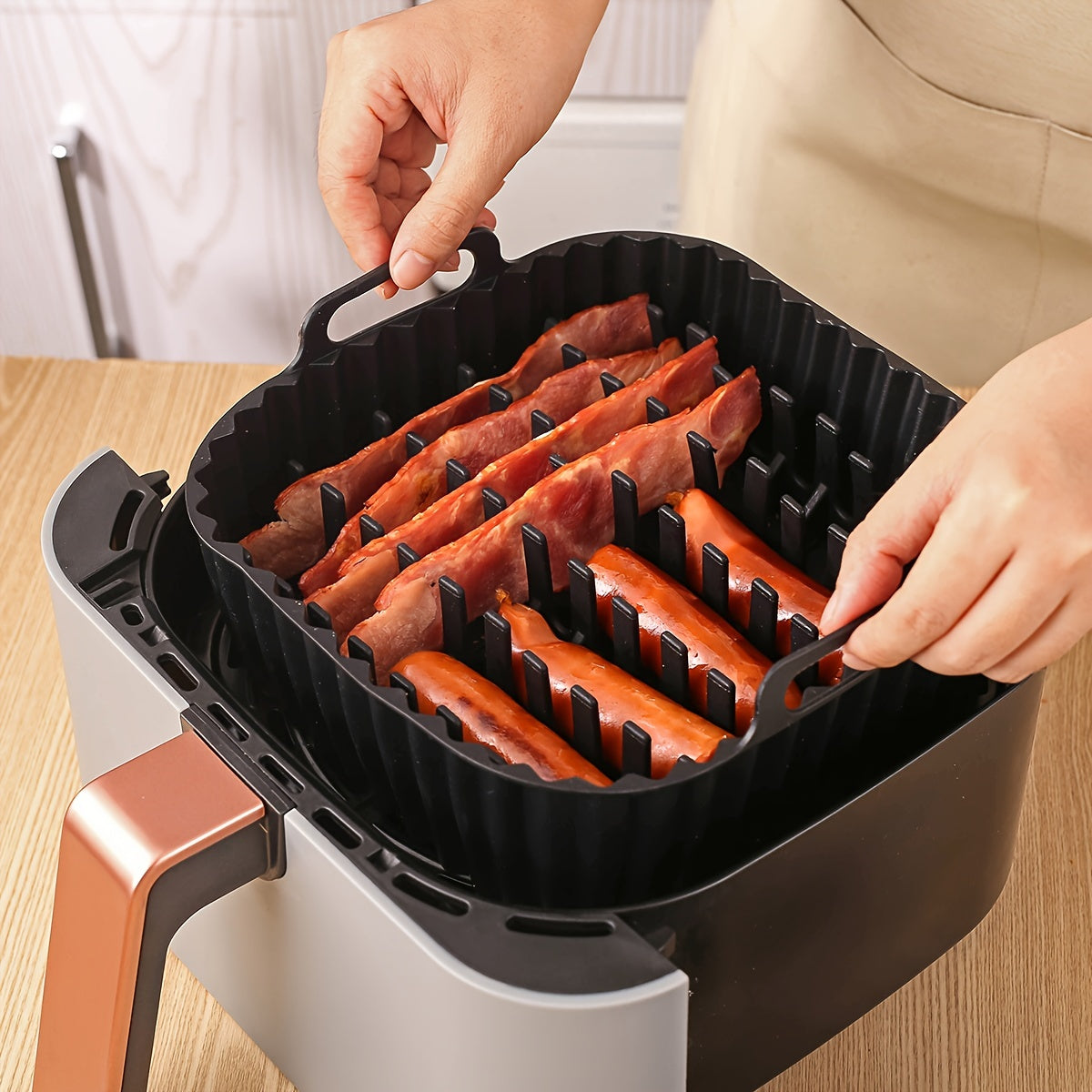 1 set of square silicone air fryer accessories, including a 19.0 cm bacon & hot dog rack, a 9 cavity cake mold, and an air fryer liner. These accessories are BPA-free, dishwasher safe, and compatible with 7QT+ air fryers in black color.