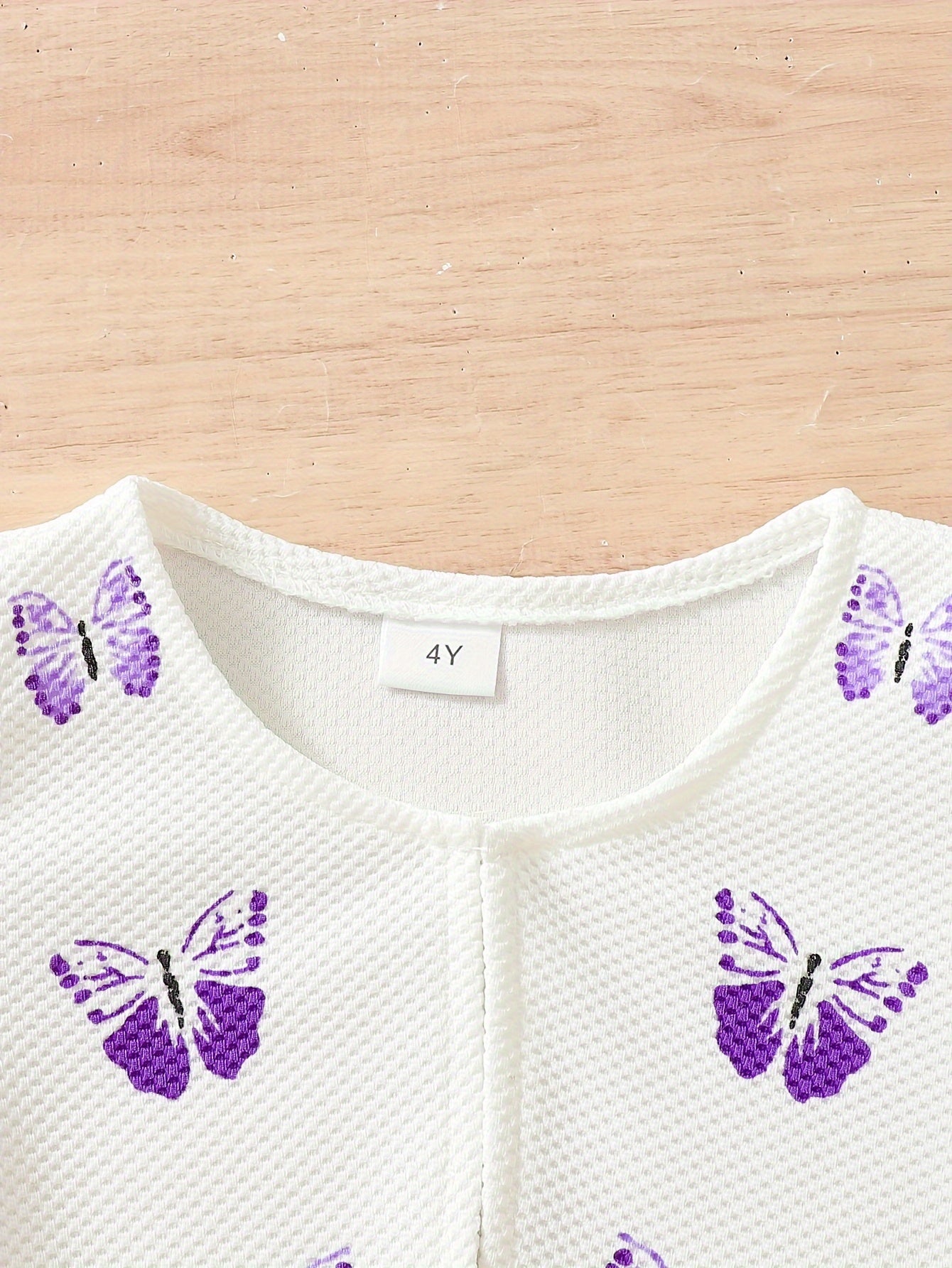 Butterfly casual dress for girls in a two-piece set.