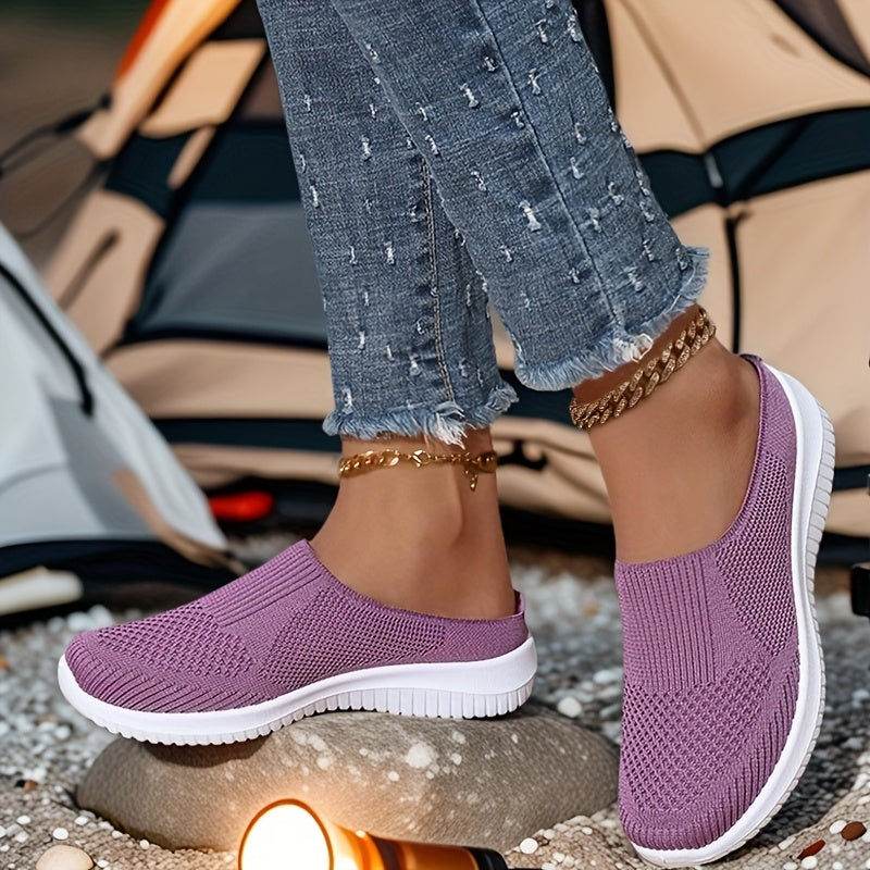 Women's slip-on loafers with soft, breathable fabric and PU sole, perfect for spring and summer. Ideal for casual wear.