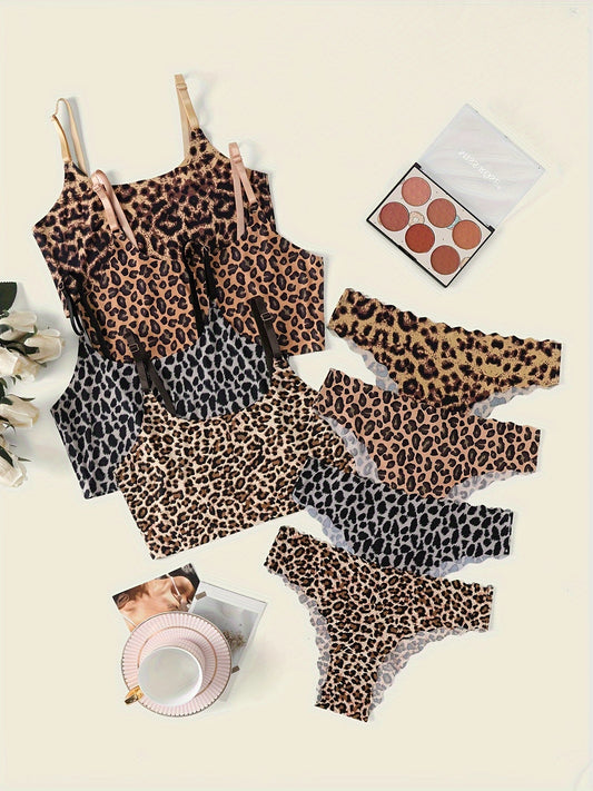 4-piece set in leopard print.