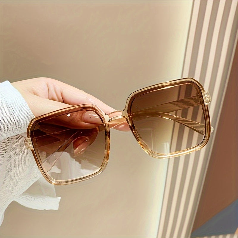 2024 Chic Women's Square Fashion Glasses with Anti-Glare Lenses - Trendy Street Style Accessory