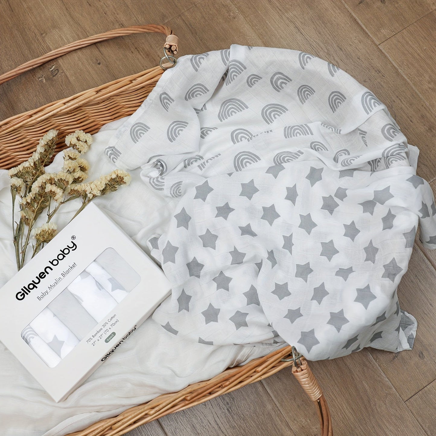 Six pieces of receiving blankets made from cotton muslin, designed to be breathable, soft, and thin for maximum comfort. These absorbent covers are perfect for keeping your baby cozy and dry.