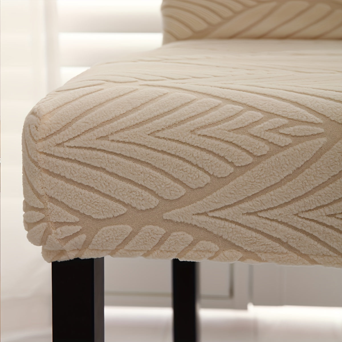 Elastic dining chair slipcovers with leaf pattern, removable and stretchable, made of polyester and spandex blend. Machine washable with elastic band closure. Suitable for home, office, and banquet hall decor.