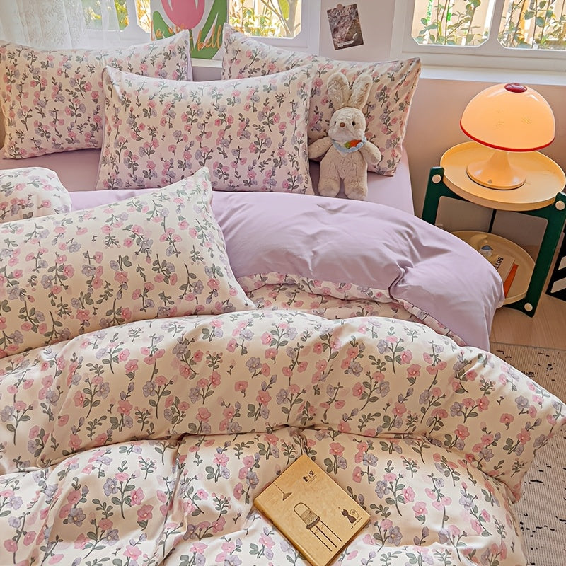 Soft floral print bedding set includes duvet cover and 2 pillowcases, made of breathable polyester with zip closure. Suitable for all seasons, perfect for bedrooms and guest rooms.