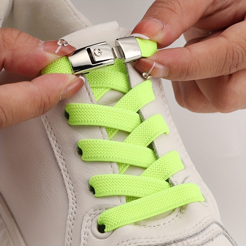 No-tie shoelaces with buckles for sneakers and sports shoes.