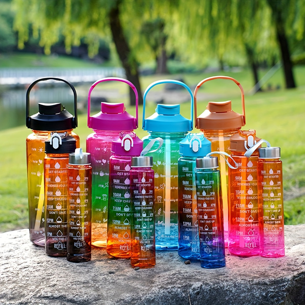 Water bottle set: 3 gradient bottles - 2000ml, leakproof, hand wash only. Ideal for hiking, camping, fitness. PVC-free. Great for holidays.