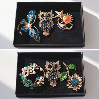 Christmas Brooch Set includes three quality Korean retro brooches, featuring a gardenia pearl design. This creative and simple accessory set makes the perfect Christmas gift for any female.