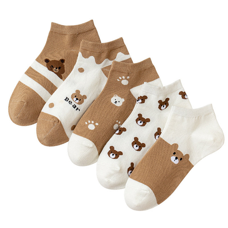 5 cute bear design ankle socks for women. Made of soft polyester and spandex blend, lightweight and cute for casual wear.