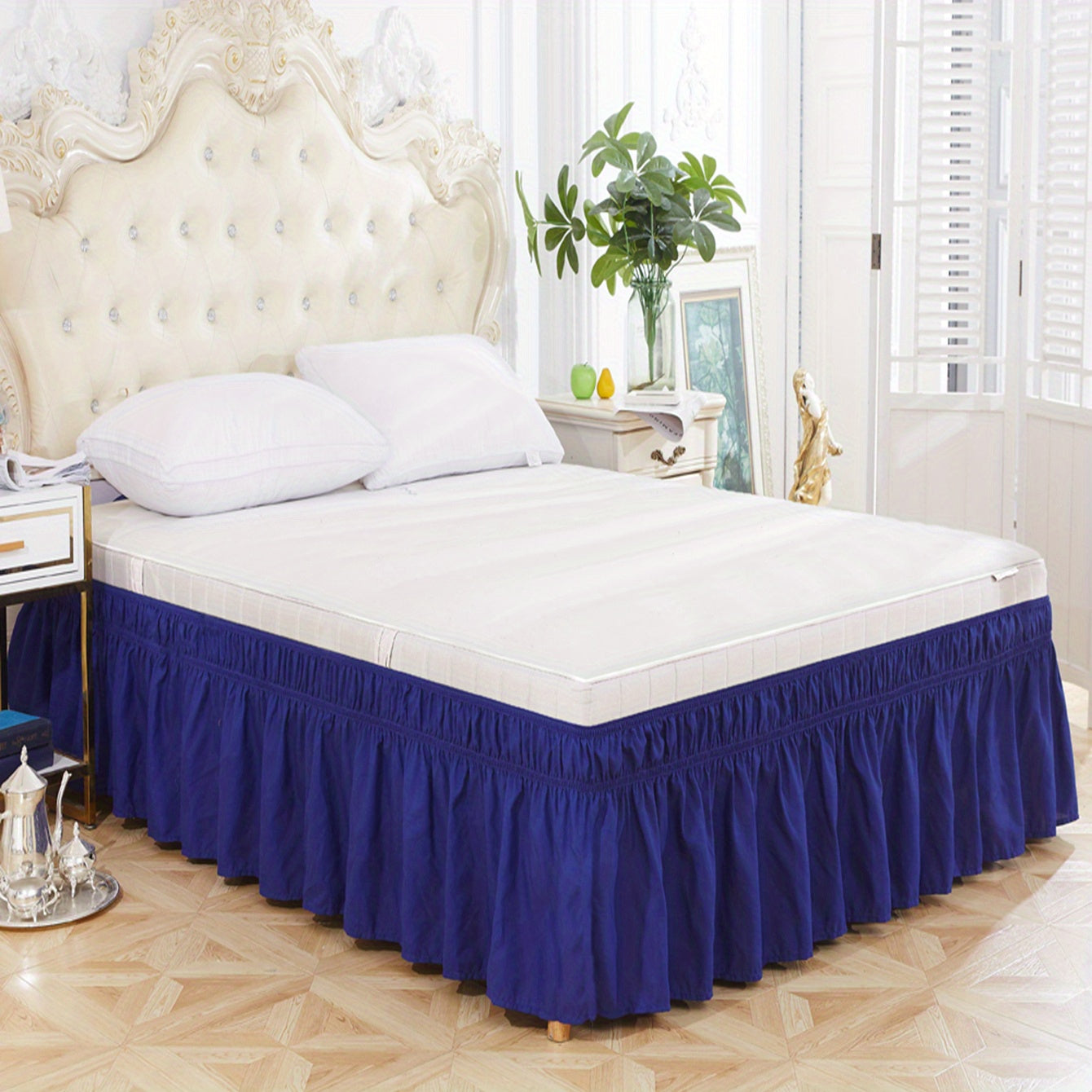 Elastic Bed Skirt in Pure Color, Soft Bedding Supplies, Lotus Leaf Edge Design for Comfortable and Durable Use in Bedroom or Guest Room. Skin-friendly Material.