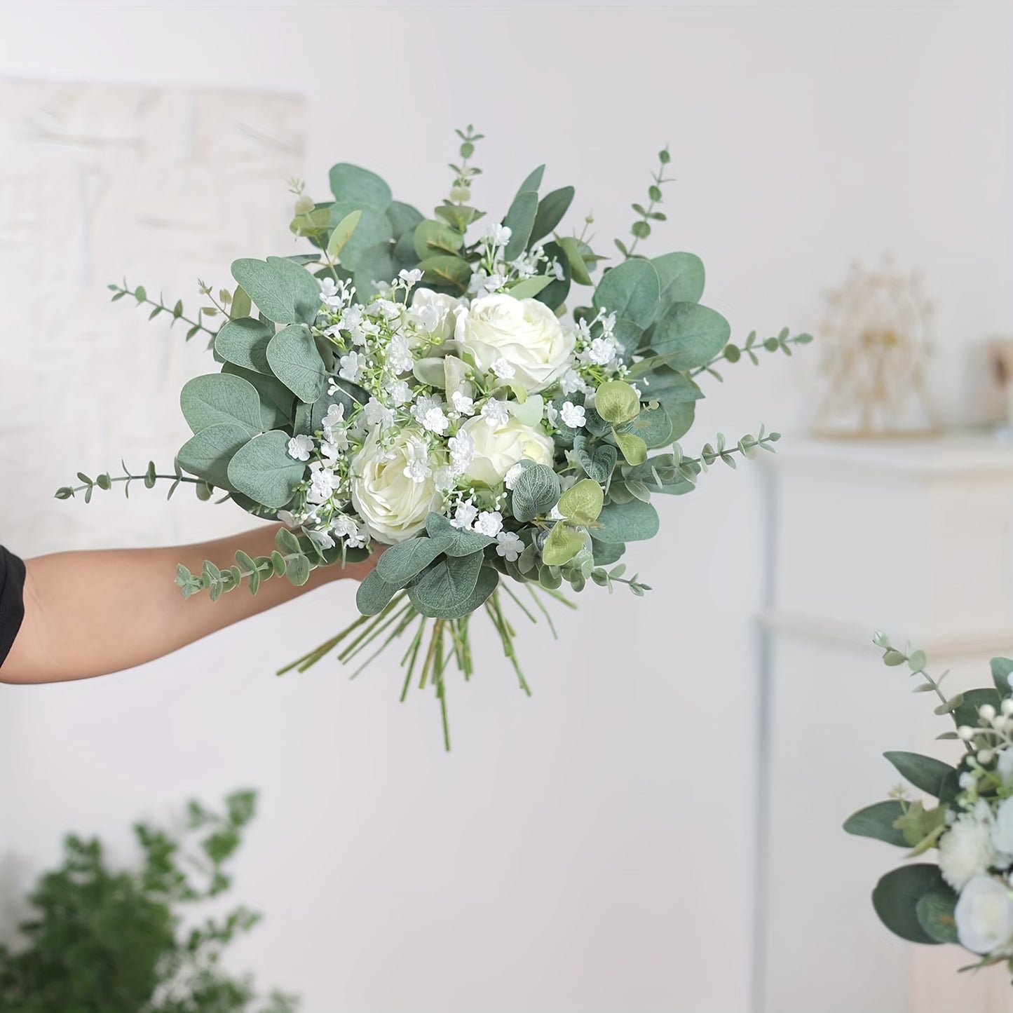 30/60 artificial 'S Breath flowers, faux eucalyptus stems and leaves, imitation 'S Breath flowers, fake silver dollar eucalyptus plant stems for weddings, vases, bouquets, floral and home decor.