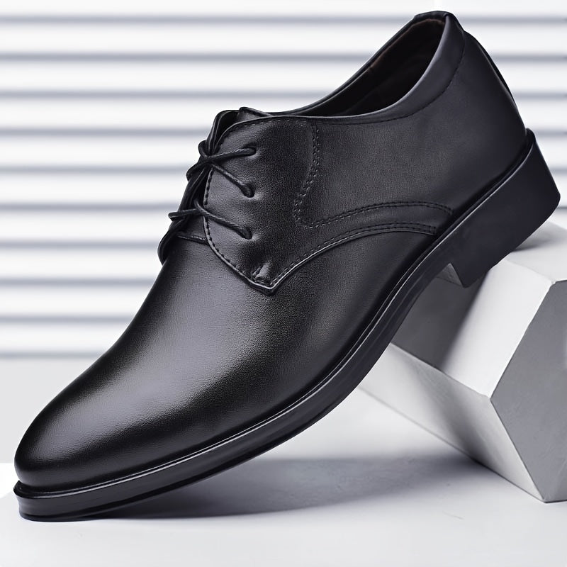 Men's lace-up formal shoes for weddings, parties, and the office.