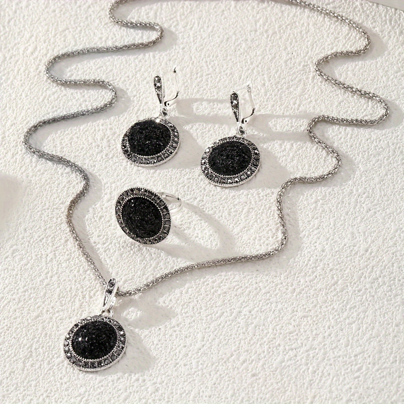 Vintage black crystal jewelry set in boho-chic style for women's parties and casual wear.