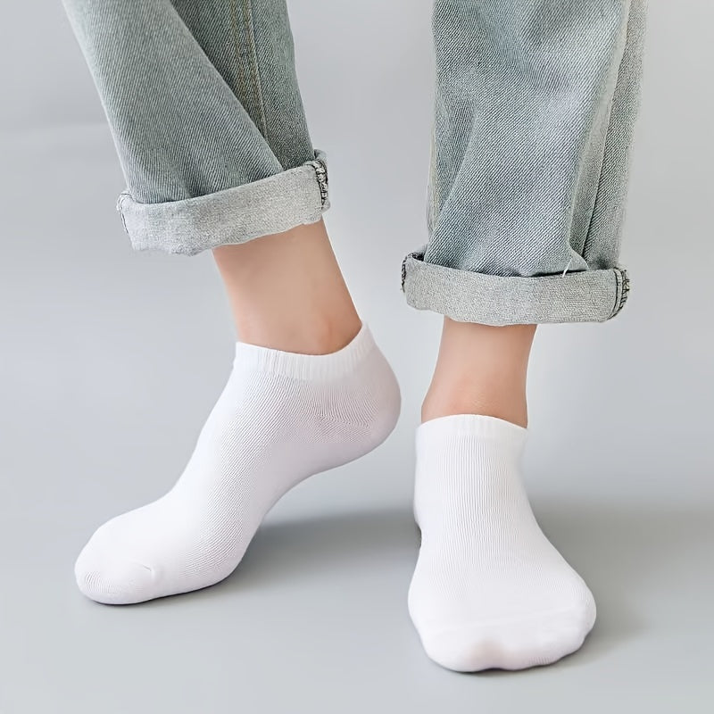 10 pairs of breathable and lightweight unisex ankle socks.