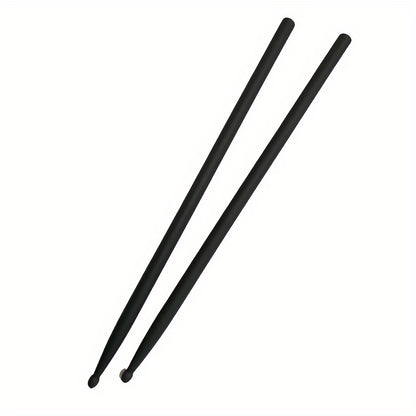 1 pair of professional 5A carbon fiber drumsticks for jazz and military drum performance. Suitable for practice on jazz and electronic drums.