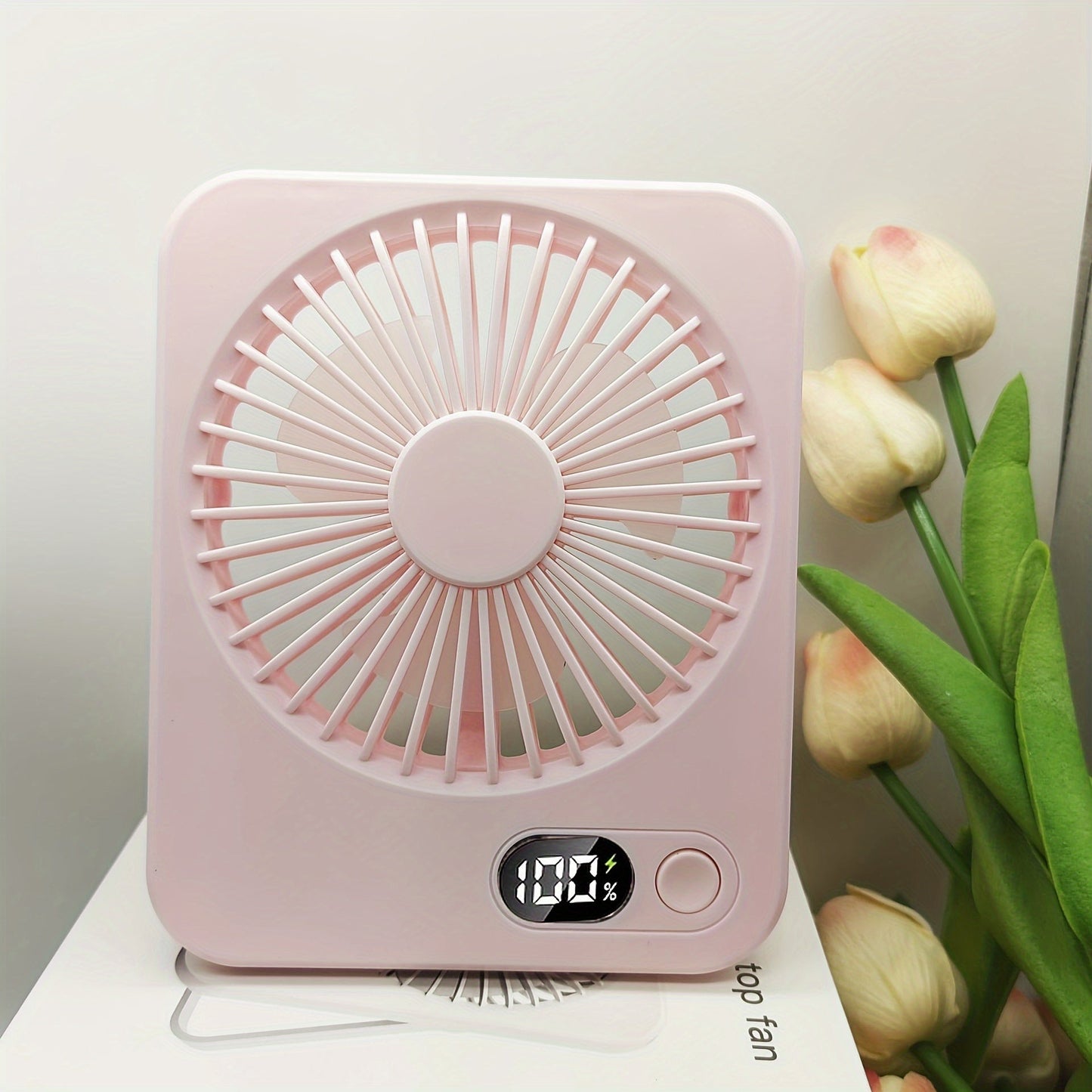 Оставайтесь стильными иcool этим летом с 2024 Ultra-Slim Portable USB Desktop Fan! Этот перезаряжаемый вентилятор обеспечивает мощное охлаждение и идеально подходит для женской моды.