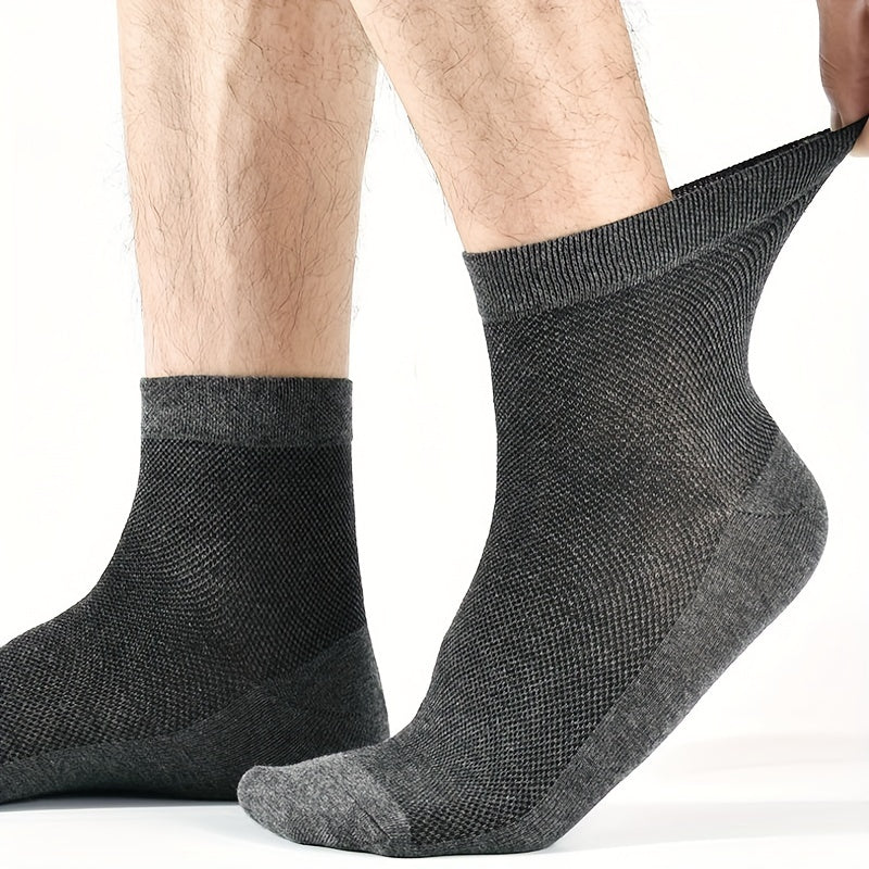 5 pairs of plus size men's breathable crew socks for summer, thin and sweat-absorbing.