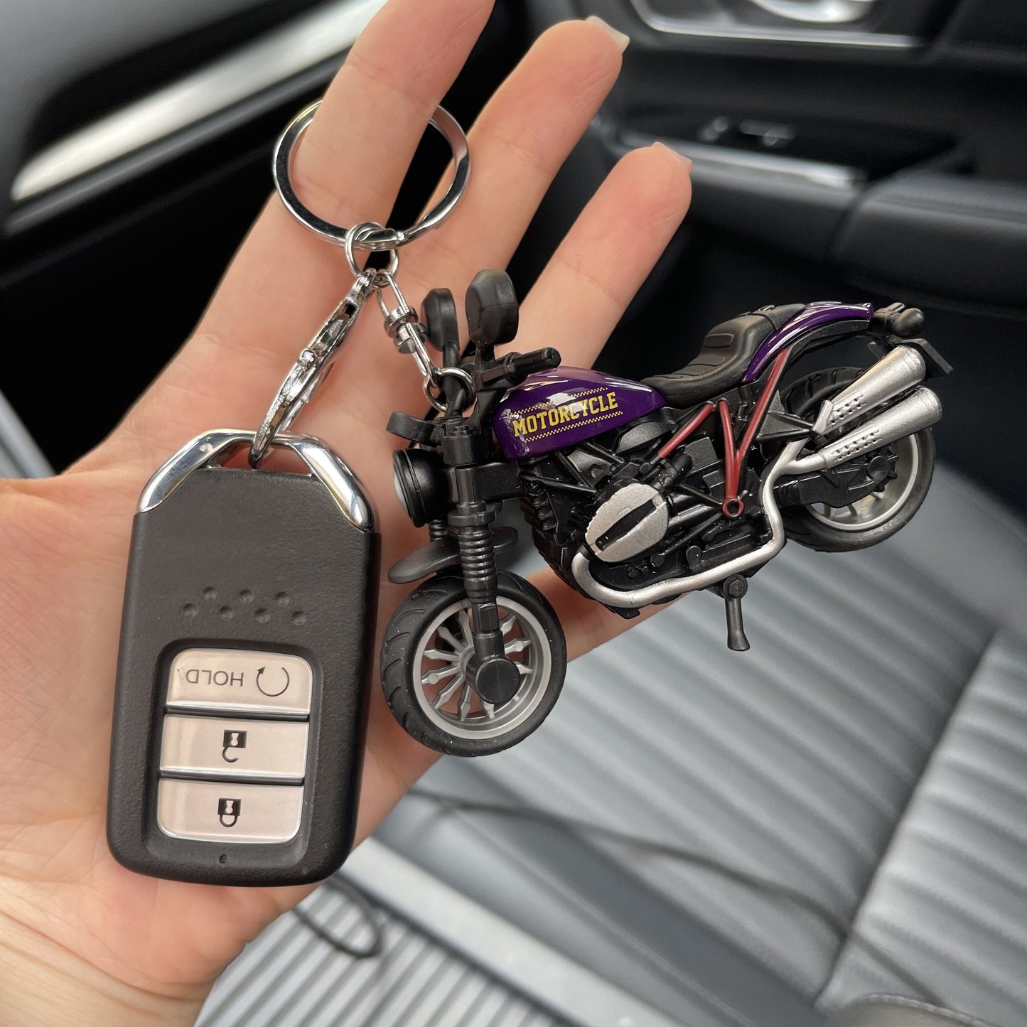 Unique Mini Motorcycle Model Car Keychain Trendy in Europe, America, and the Middle East Versatile Key Holder, Stylish Keyring