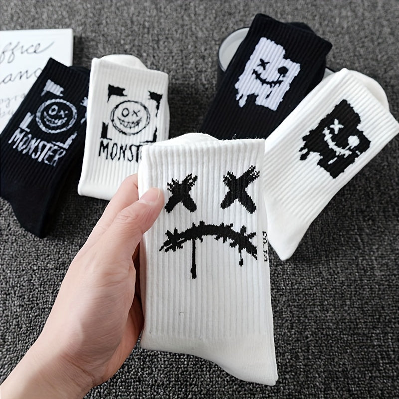 5 pairs of men's black and white graffiti pattern crew socks, comfortable and breathable, suitable for all seasons.