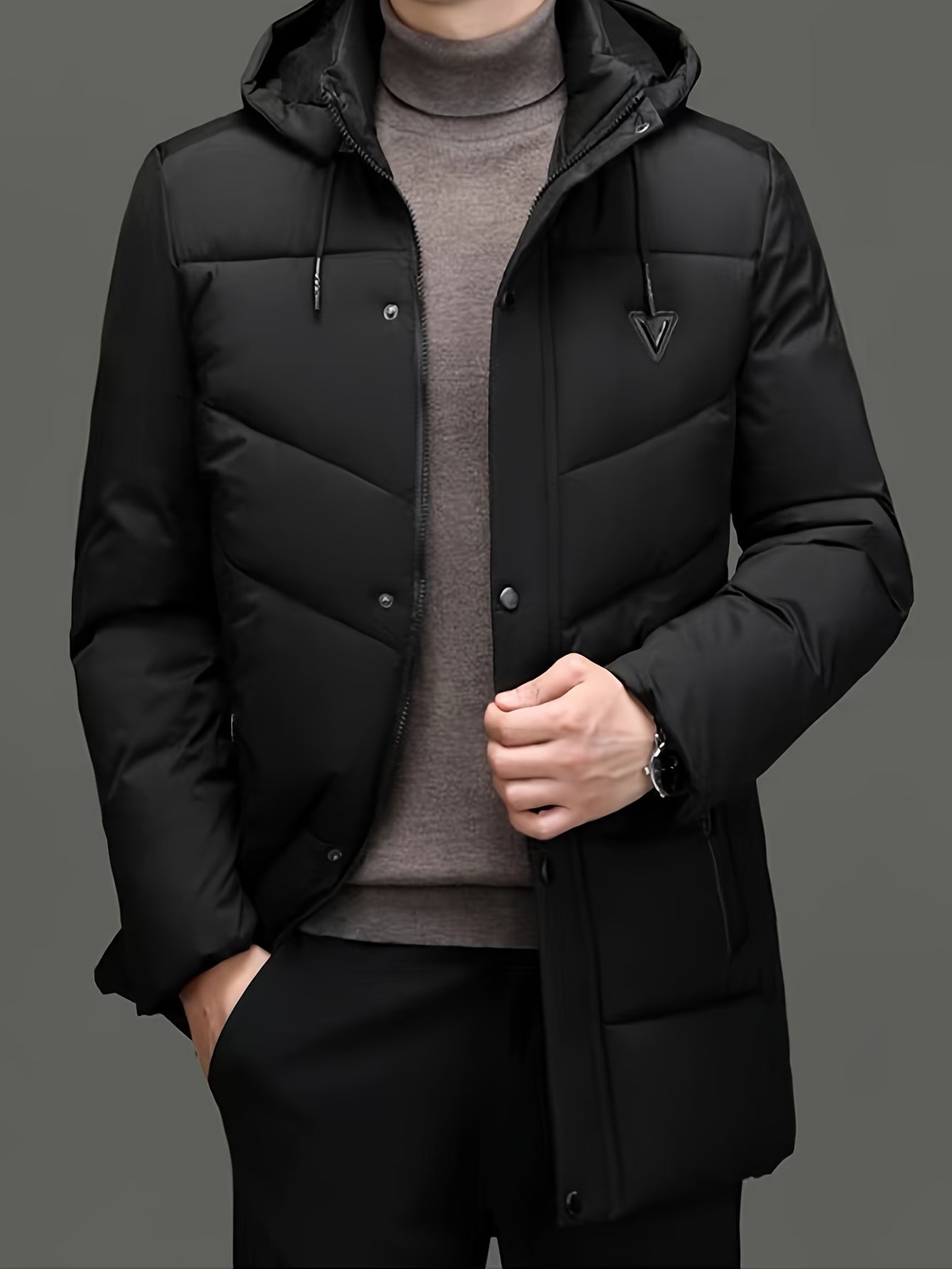 Men's mid-length hooded padded jacket with detachable hood, suitable for winter outdoors.