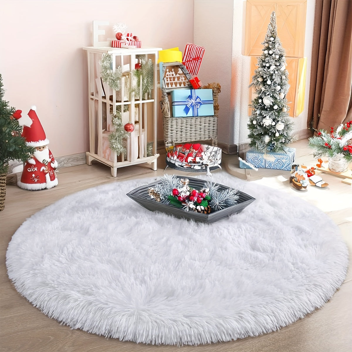 Luxurious White Round Area Rug made of Soft & Plush Faux Fur - Perfect for adding Cozy Comfort to Living Room, Bedroom, or Home Decor - Simple to Maintain, Gentle on Skin