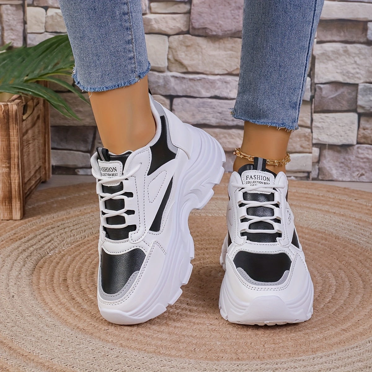 Chunky sneakers for women featuring a casual lace-up design and trendy wedge sports shoes.