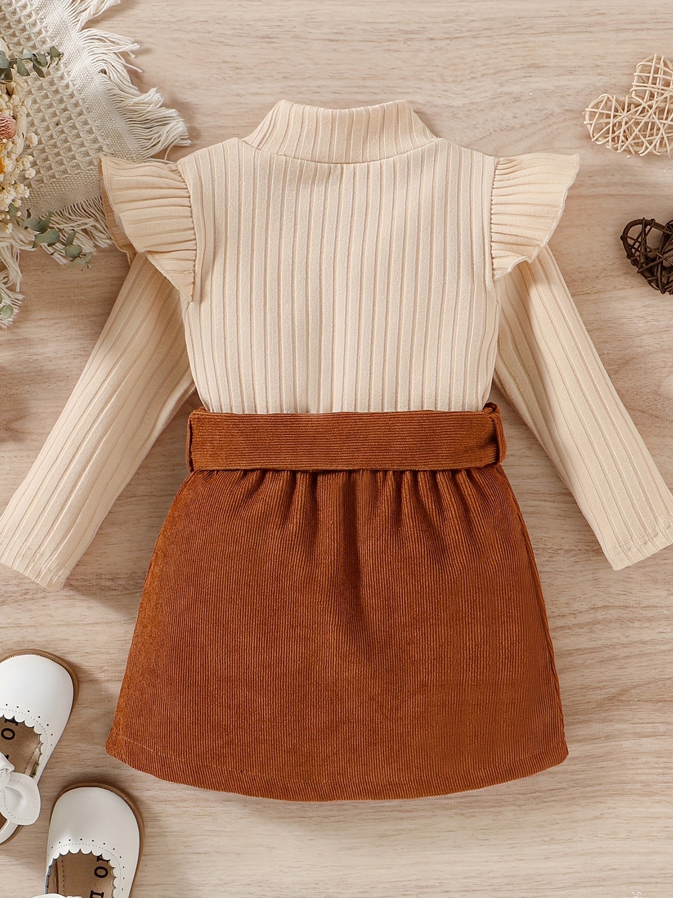 Baby girls' preppy style top and corduroy skirt set for outdoor wear.