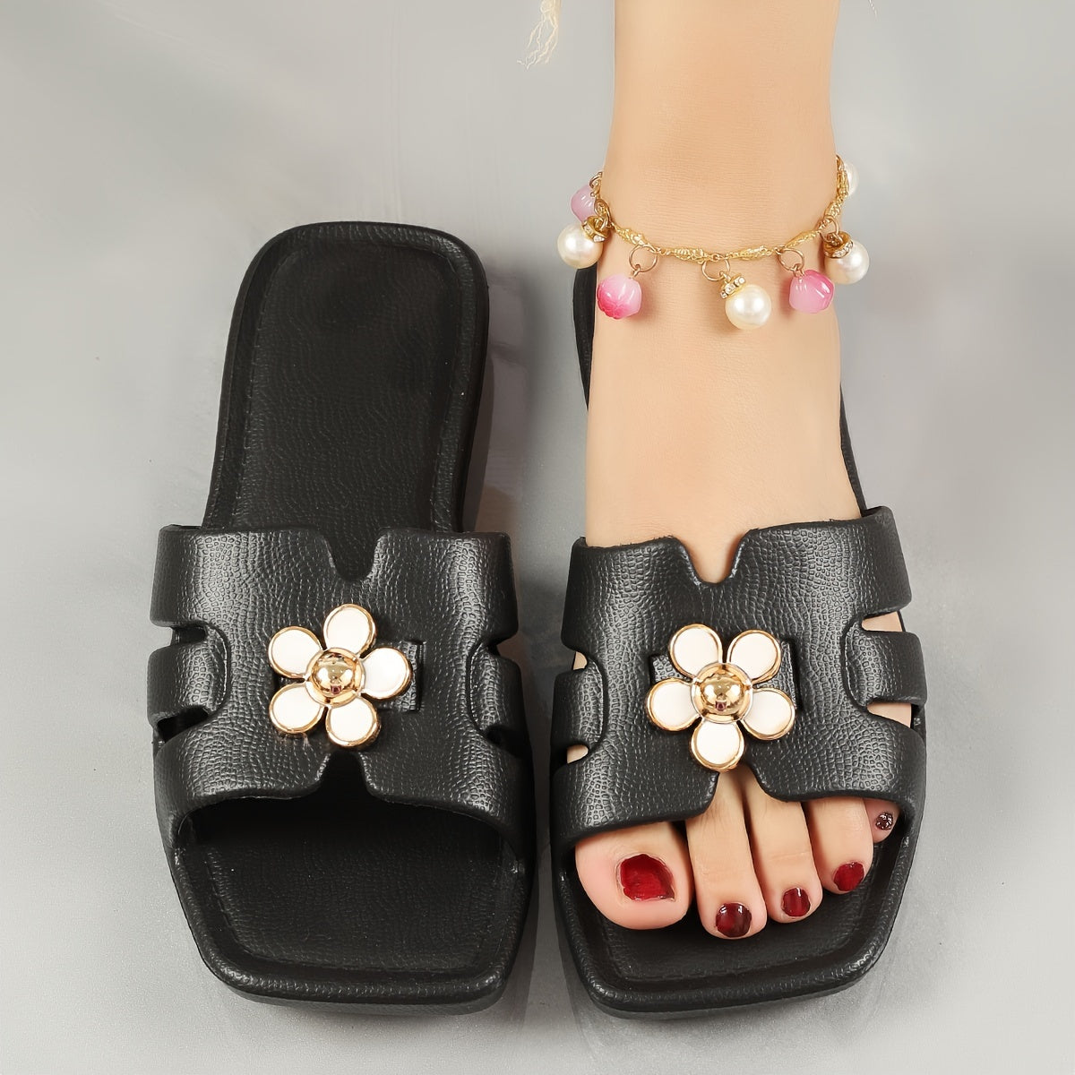 Butterfly decor flat slides with square open toe, casual summer shoes for outdoor beach wear.