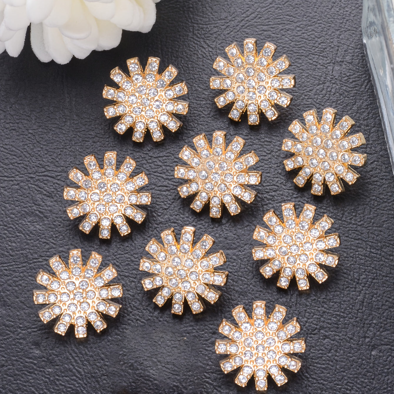 Collection of 9 Elegant Alloy Rhinestone Buttons – Minimalist yet Luxurious Sewing Accessory for Shirts, Sweaters, Blazers, Coats, and Outerwear – Creative DIY Embellishments for Crafting