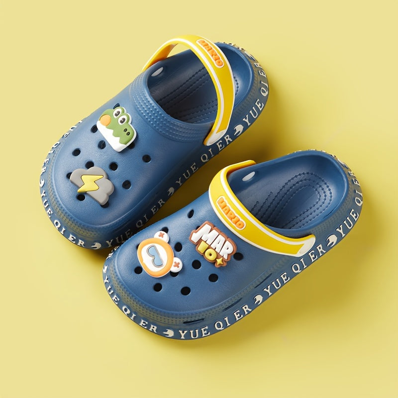 Stylish cartoon sandals for girls, quick-drying clogs for all seasons.