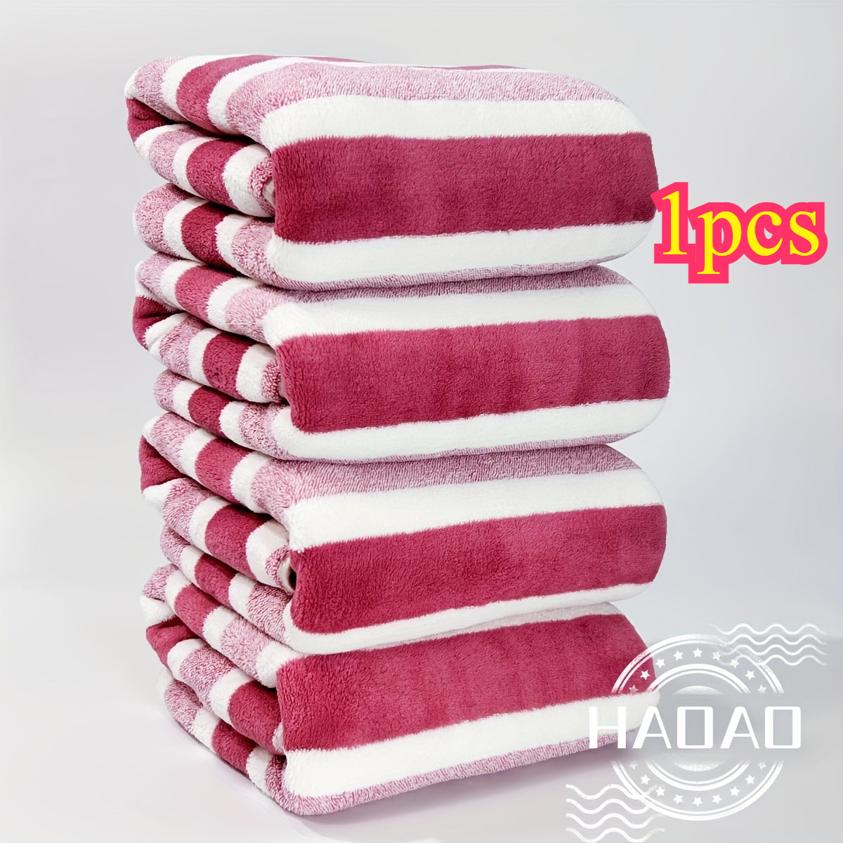 Contemporary microfiber bath towel set with checkered pattern and fantasy theme. Made with 90gsm knit fabric for quick drying and skin-friendly use. Ideal for home bathrooms. 100% acrylic.