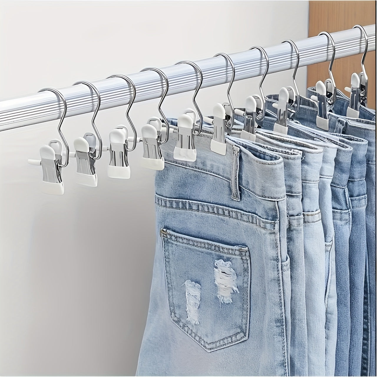 Set of 20 Stainless Steel Multi-Use Clips with Hooks - Versatile Hangers for Laundry, Pants, Hats & Skirts - Swiveling Storage Organizer