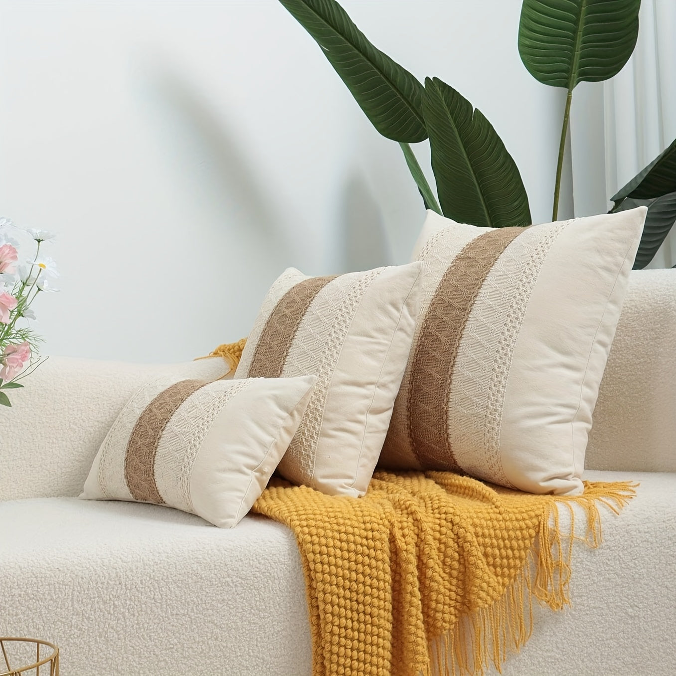 Transform your living space with our Bohemian Style Polyester Tassel Pillow Cover, offered in both Rectangular and Square shapes. Perfect for adding a touch of flair to your living room sofas, bedrooms, and bedside pillows.