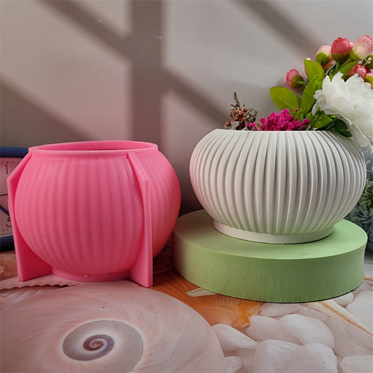 Silicone mold for DIY candle holders and storage boxes, with durable striped design. Ideal for concrete, gypsum, and resin crafts.