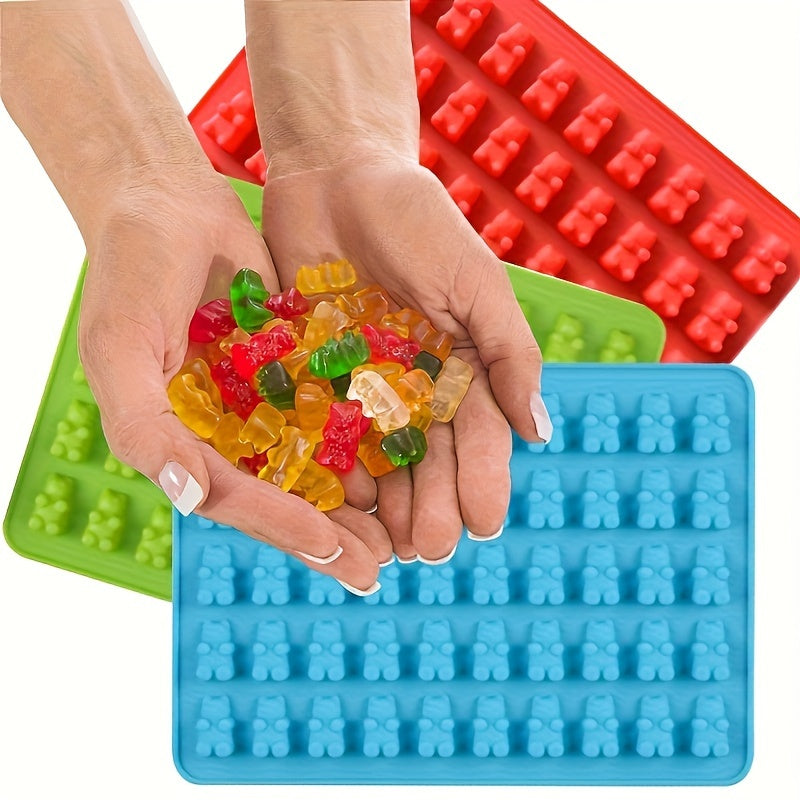 50-cavity silicone gummy bear molds for candies, chocolates, jelly, and dog treats, flexible and heat-resistant.