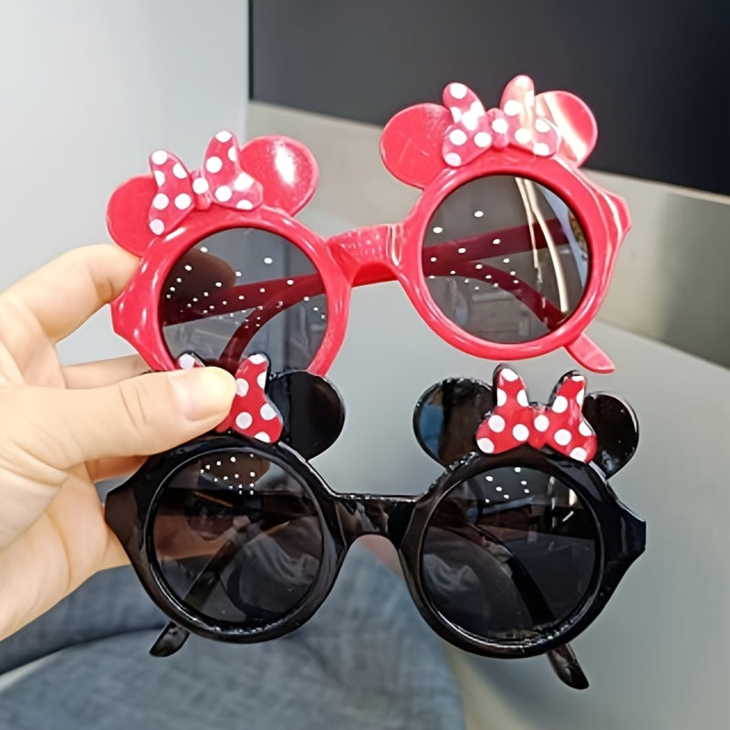 Minnie Mouse cat eye glasses in red and black with polka dot detail, perfect for women, made of plastic.