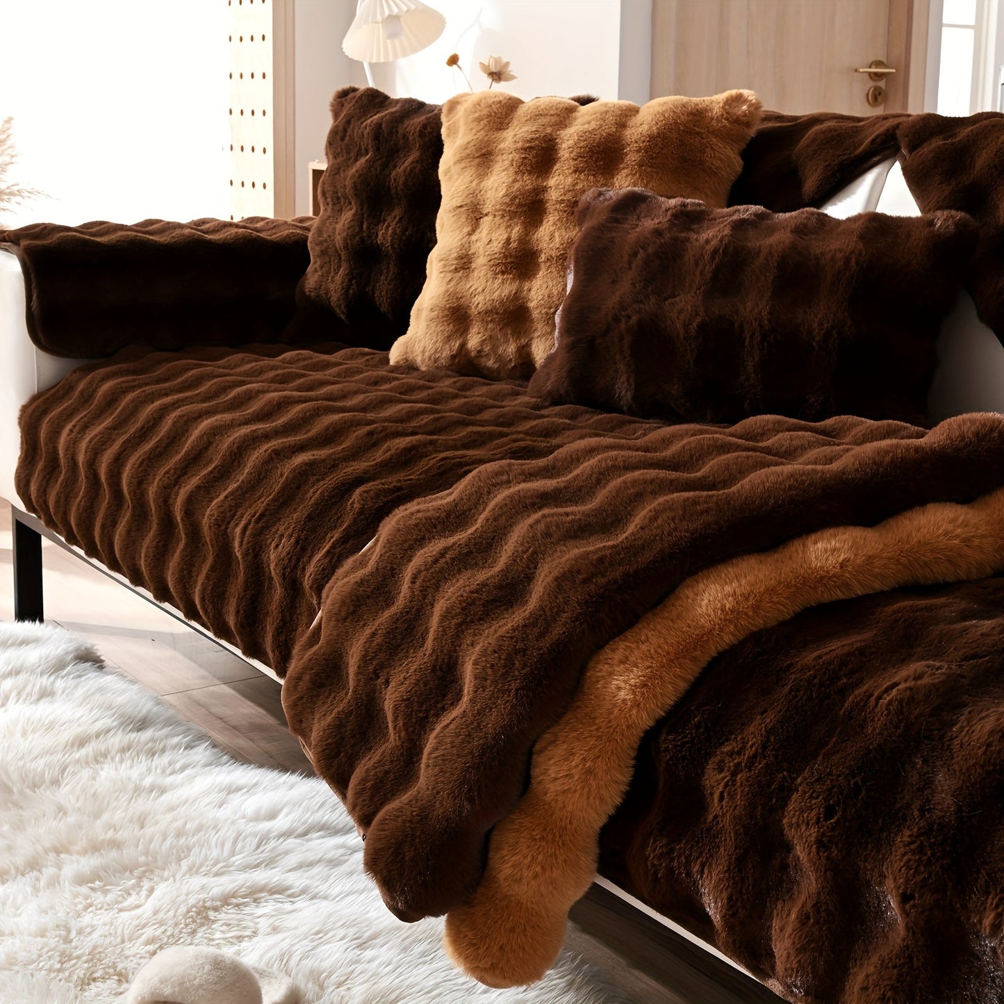 New Bubble Fleece Sofa Cover available in 8 colors with modern design, pet-friendly, and machine washable. Suitable for 2, 3, 4, and combination sofas, with 450-500g fabric weight and long pile fleece. No print, with other craftsmanship included.